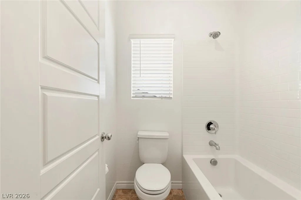 6844 Bayou Hollow, Las Vegas, NV 89156