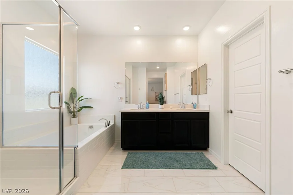 6844 Bayou Hollow, Las Vegas, NV 89156