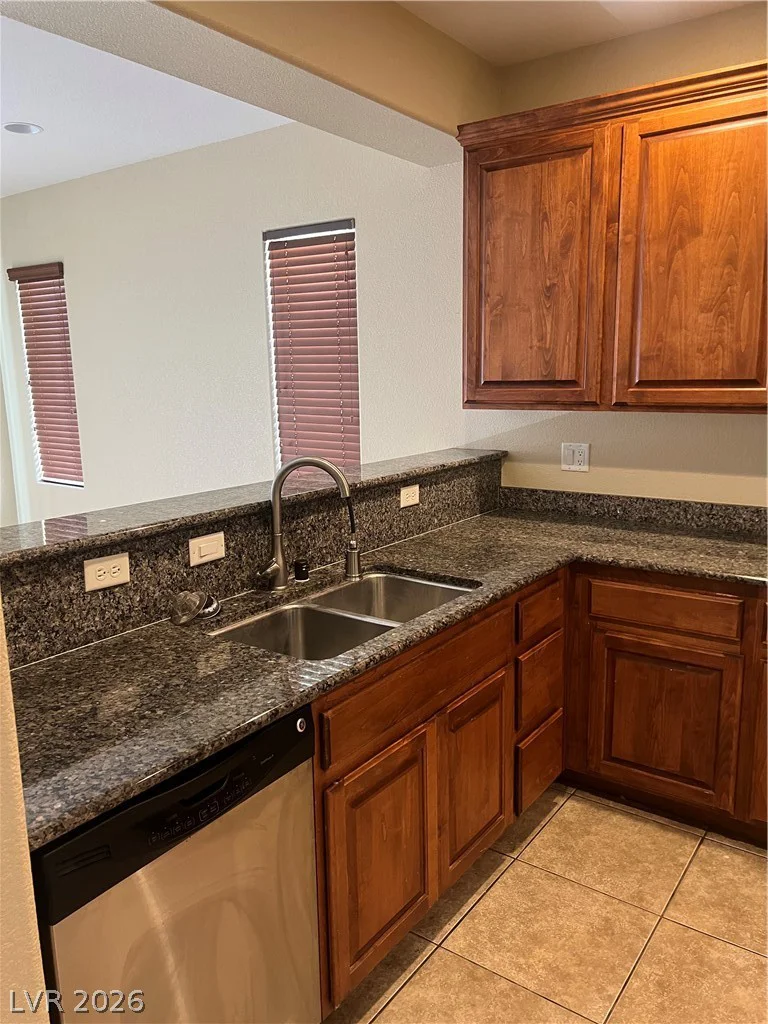 6721 Carlisle Grove, Las Vegas, NV 89139