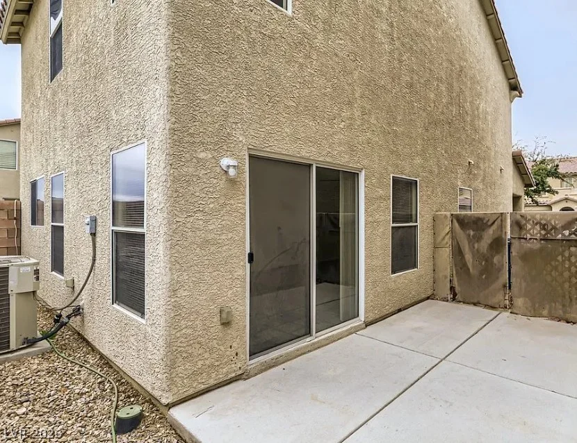 11940 White Lilly, Las Vegas, NV 89183