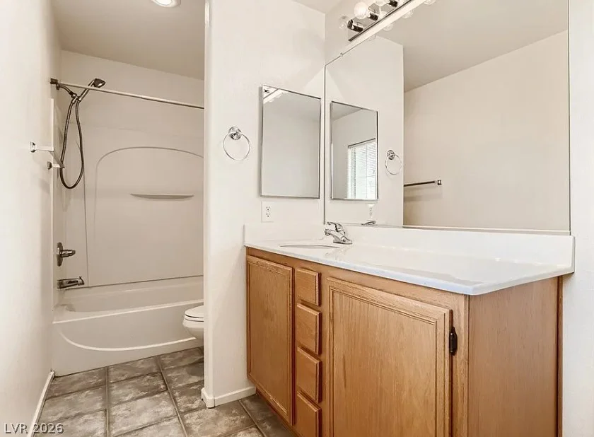 11940 White Lilly, Las Vegas, NV 89183