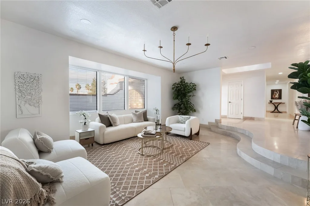 6465 Edna, Las Vegas, NV 89146