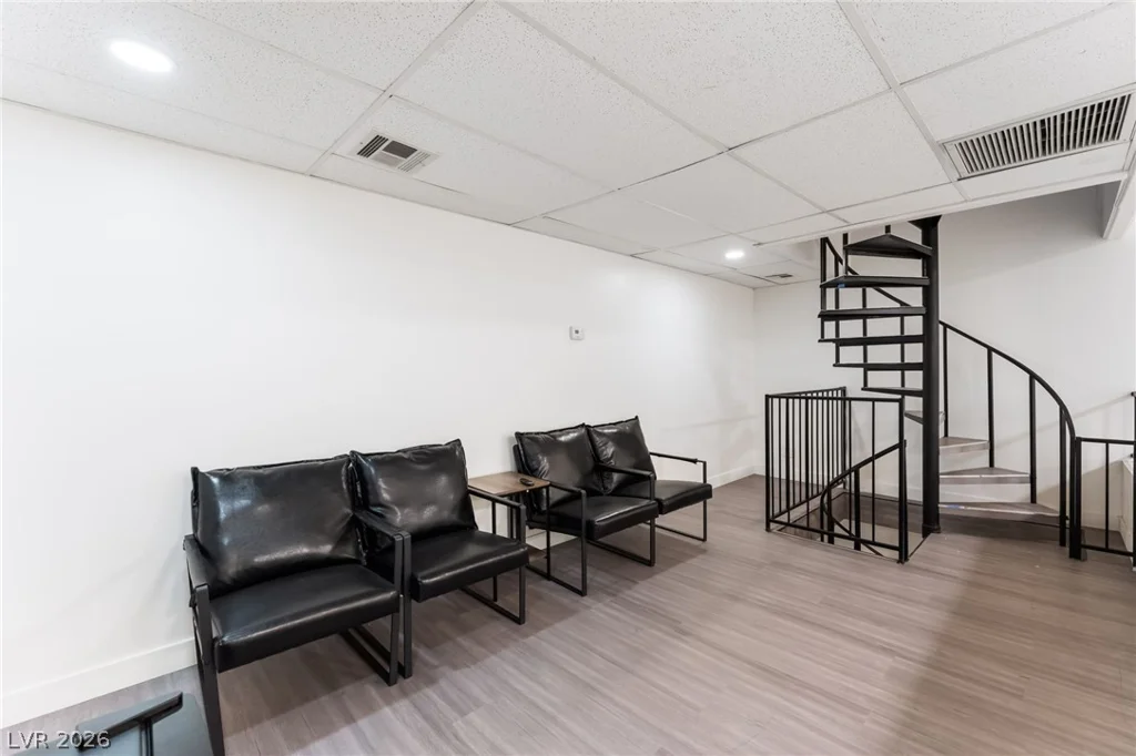 6465 Edna, Las Vegas, NV 89146