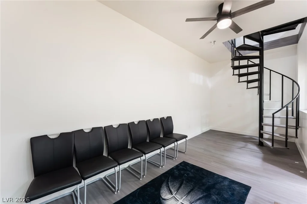 6465 Edna, Las Vegas, NV 89146