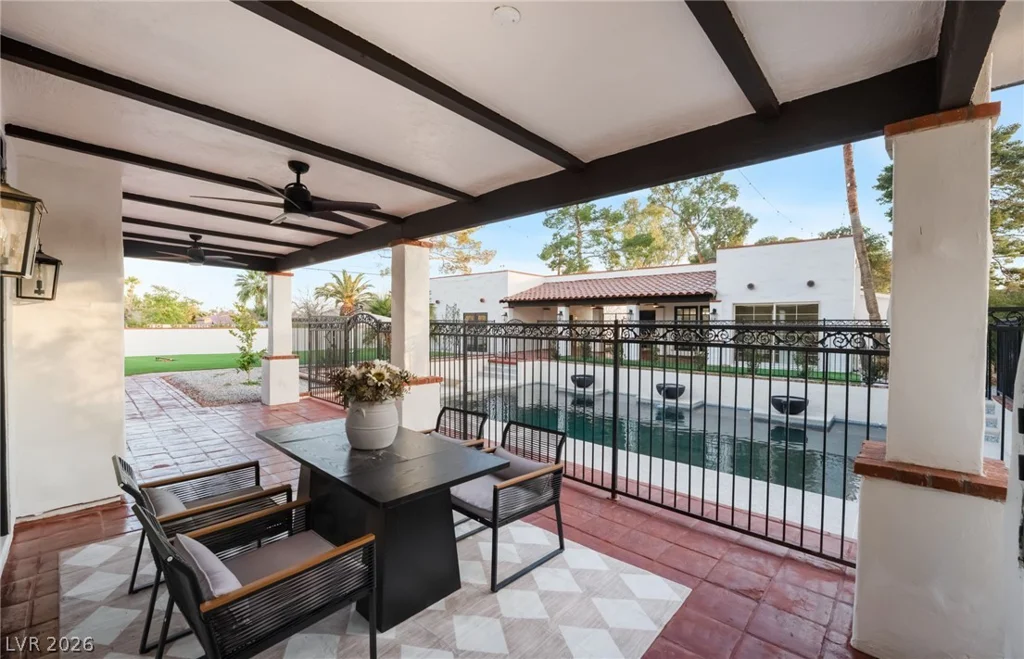 6465 Edna, Las Vegas, NV 89146
