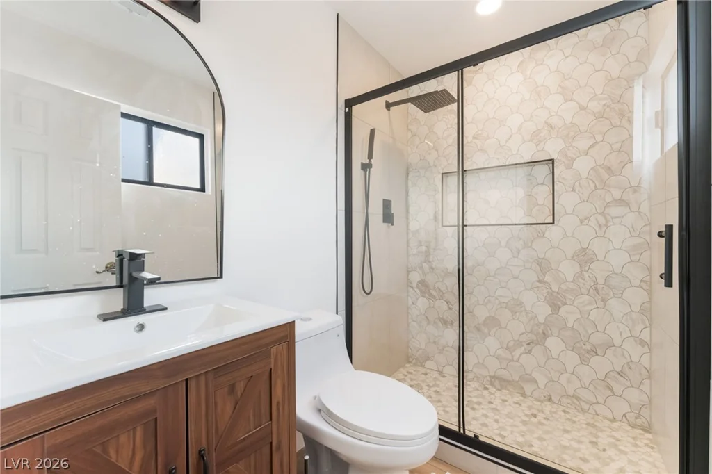 6465 Edna, Las Vegas, NV 89146