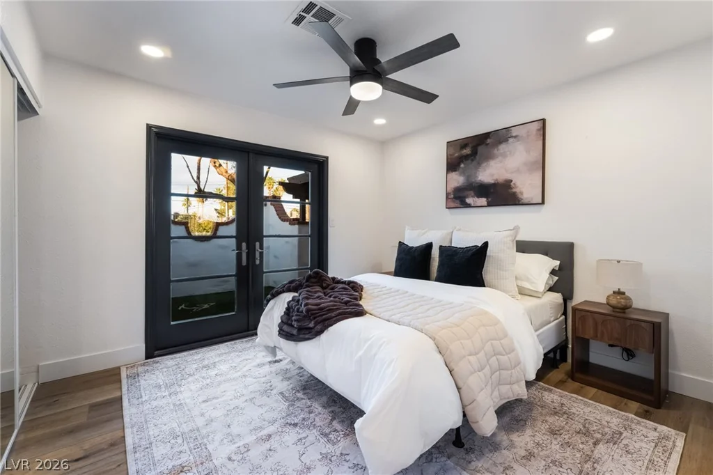 6465 Edna, Las Vegas, NV 89146
