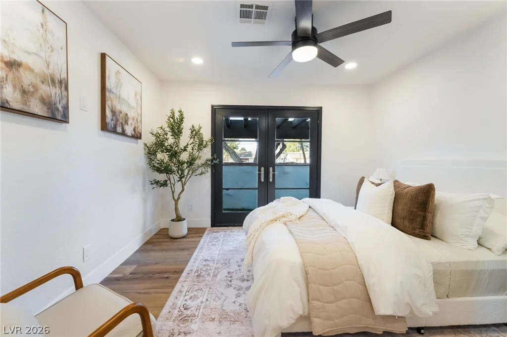 6465 Edna, Las Vegas, NV 89146