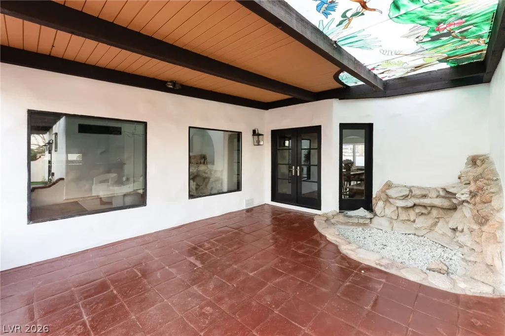 6465 Edna, Las Vegas, NV 89146