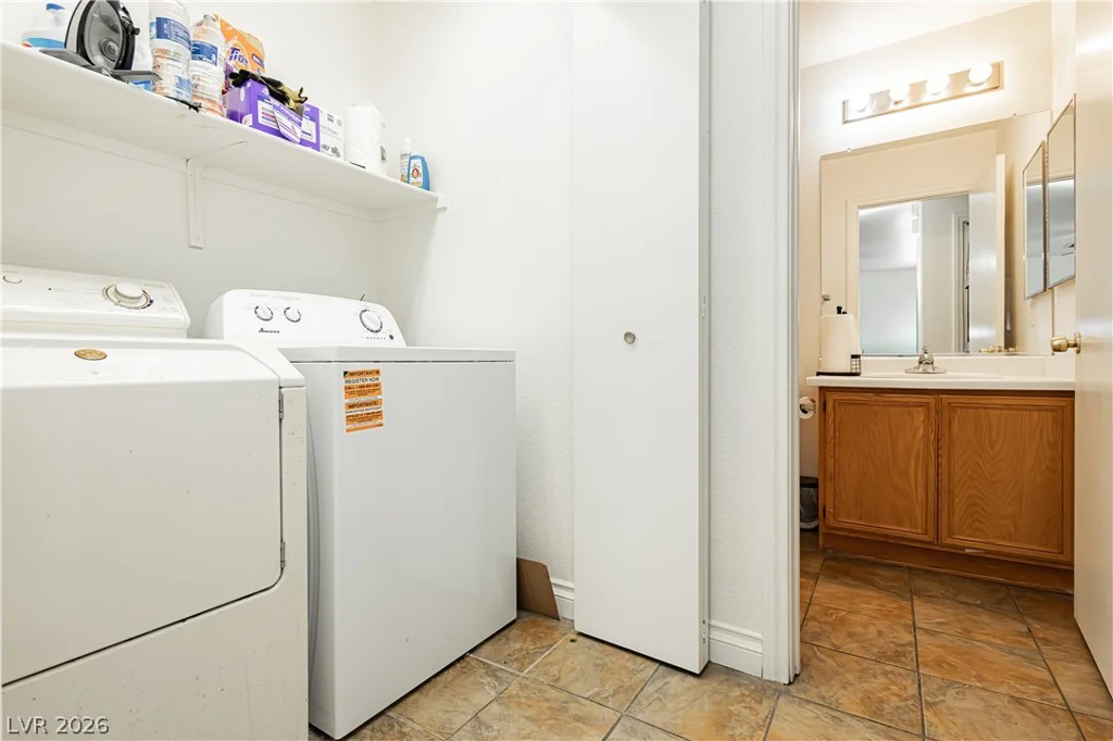 5454 Walcott, Las Vegas, NV 89118