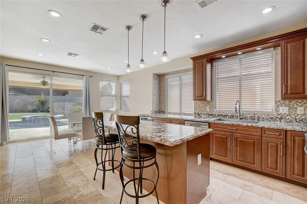 9083 Iron Crow, Las Vegas, NV 89147