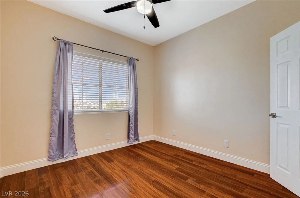 9083 Iron Crow, Las Vegas, NV 89147
