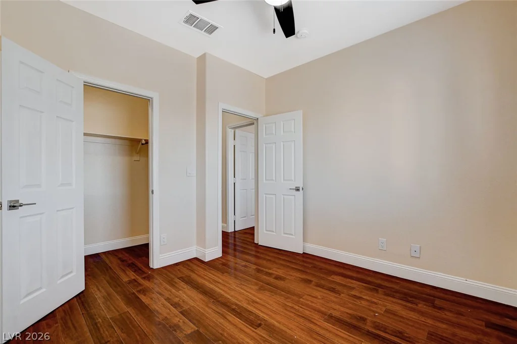 9083 Iron Crow, Las Vegas, NV 89147