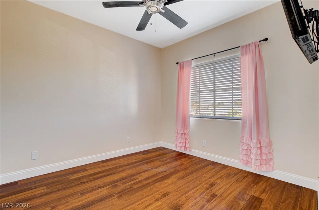 9083 Iron Crow, Las Vegas, NV 89147