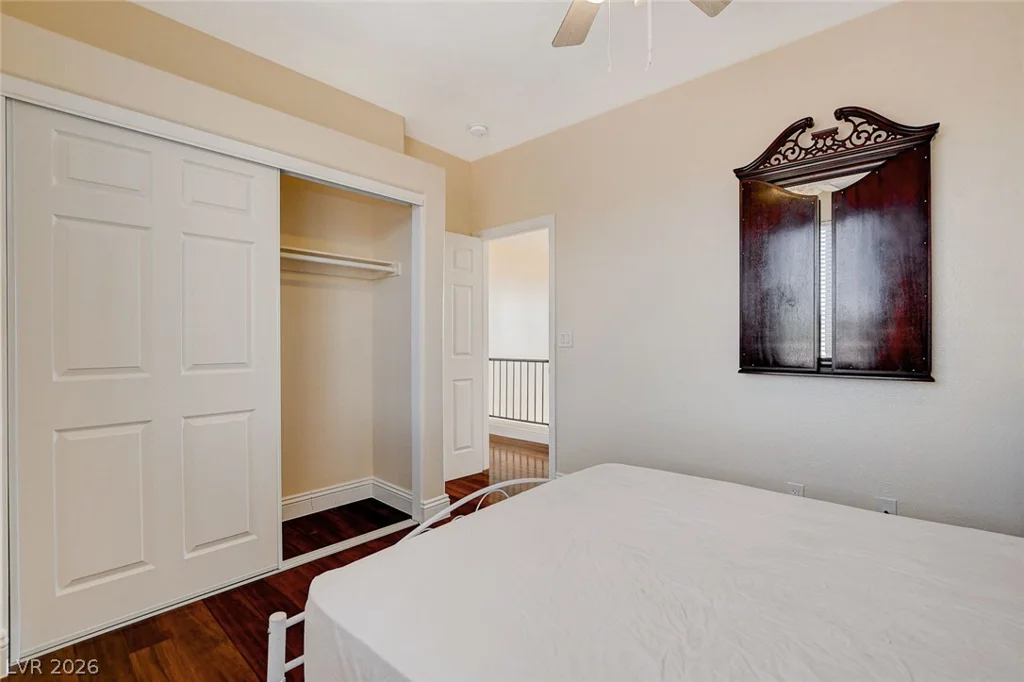 9083 Iron Crow, Las Vegas, NV 89147