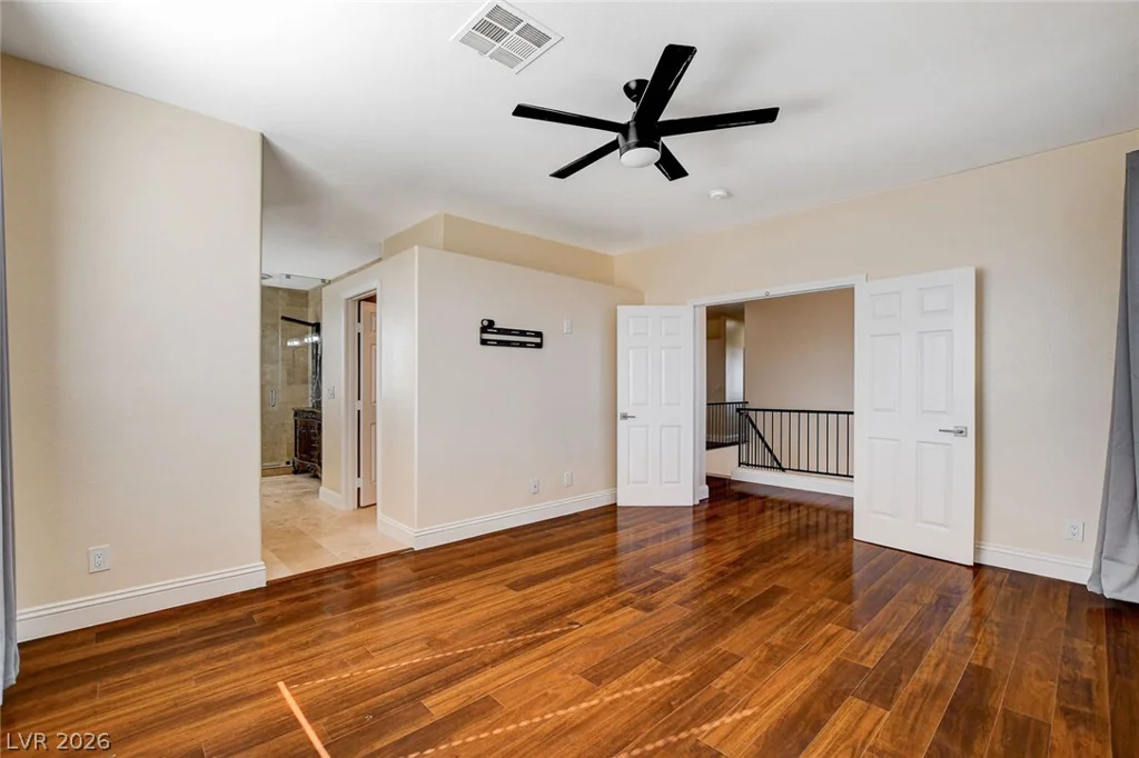 9083 Iron Crow, Las Vegas, NV 89147