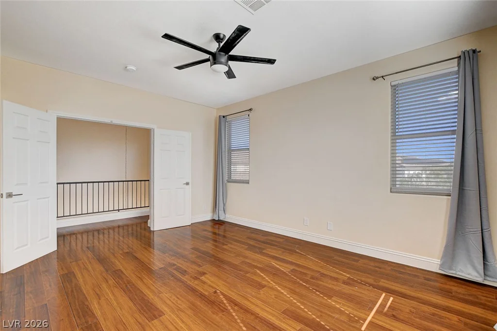 9083 Iron Crow, Las Vegas, NV 89147