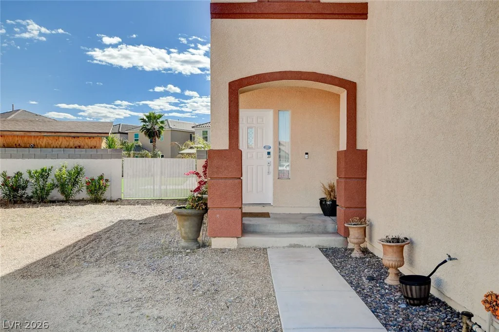 9083 Iron Crow, Las Vegas, NV 89147