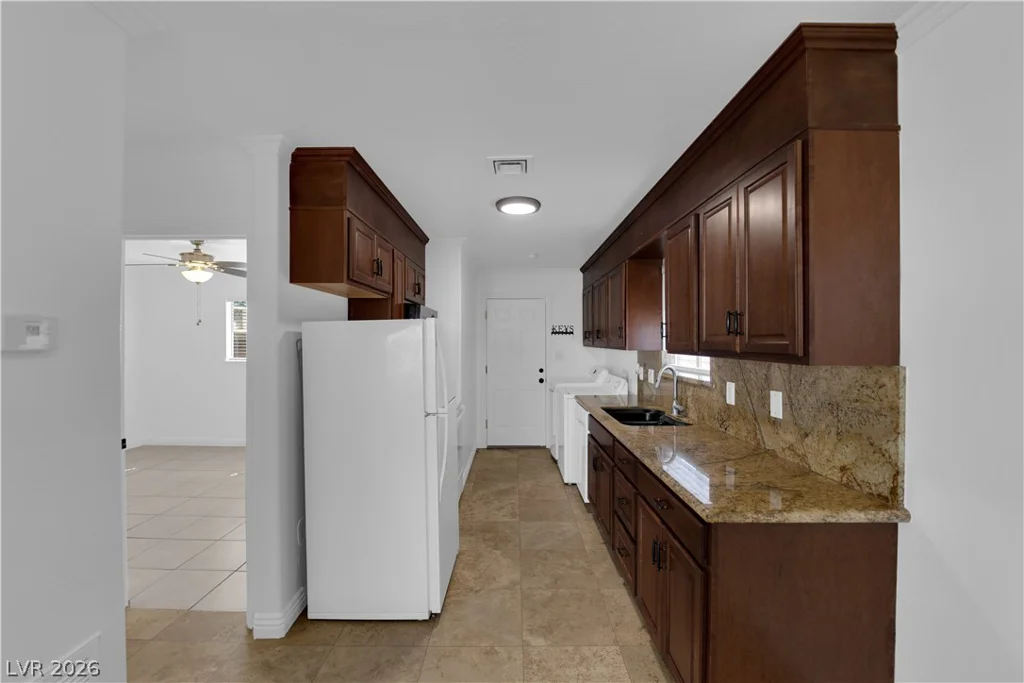 193 Greenbriar Townhouse, Las Vegas, NV 89121