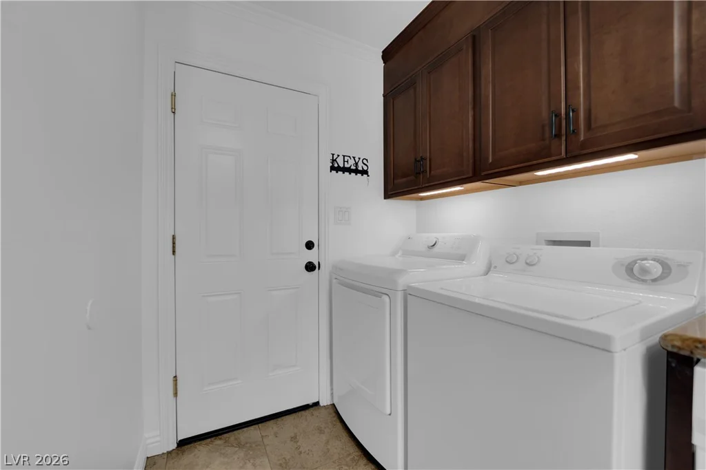 193 Greenbriar Townhouse, Las Vegas, NV 89121