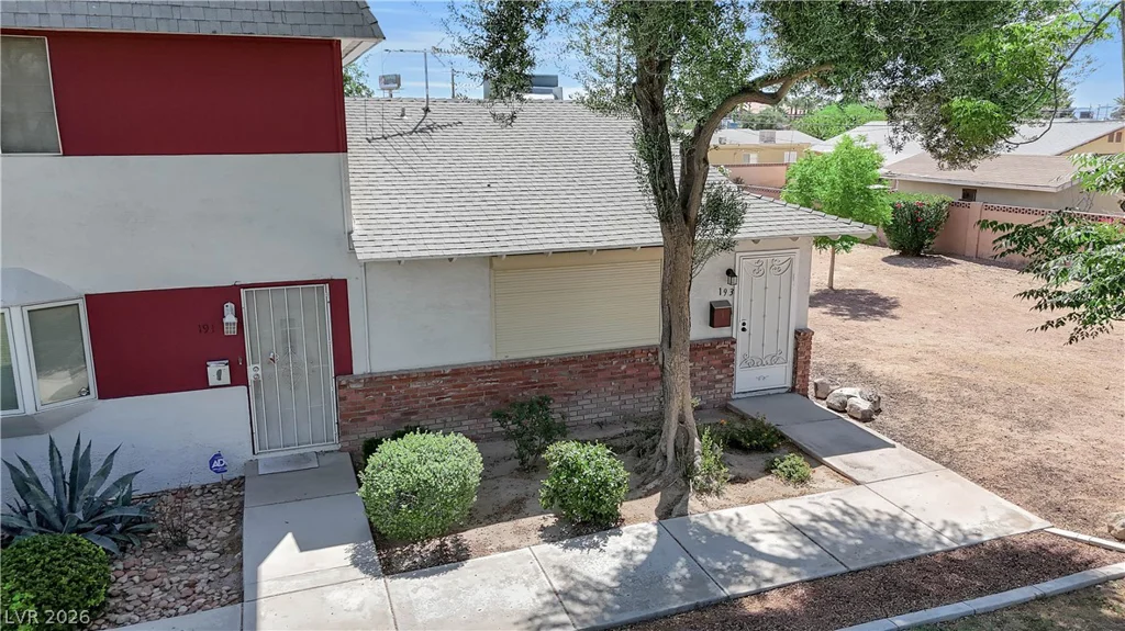 193 Greenbriar Townhouse, Las Vegas, NV 89121