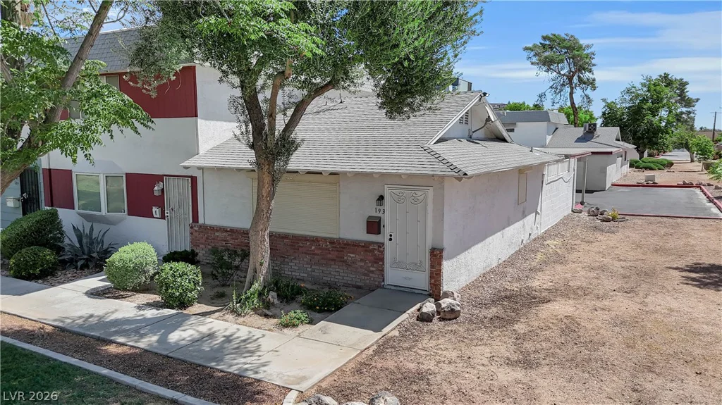 193 Greenbriar Townhouse, Las Vegas, NV 89121