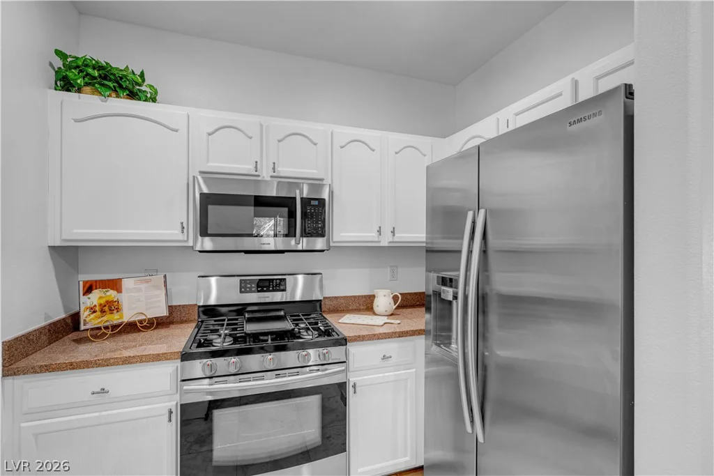 2050 Warm Springs, Henderson, NV 89014