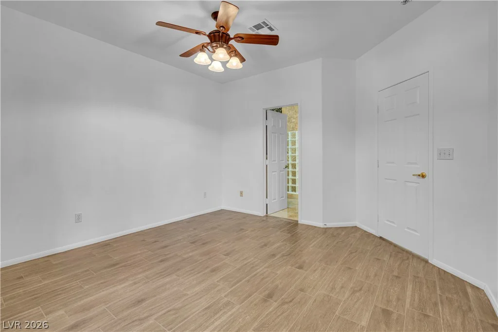 2050 Warm Springs, Henderson, NV 89014