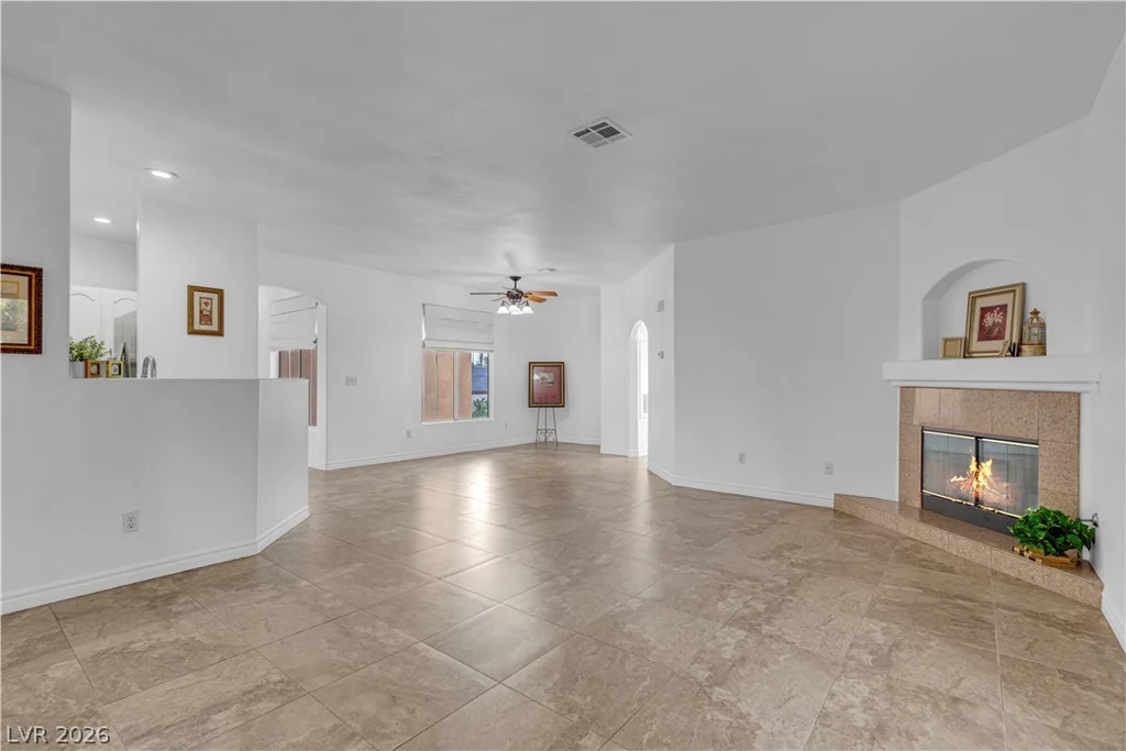 2050 Warm Springs, Henderson, NV 89014