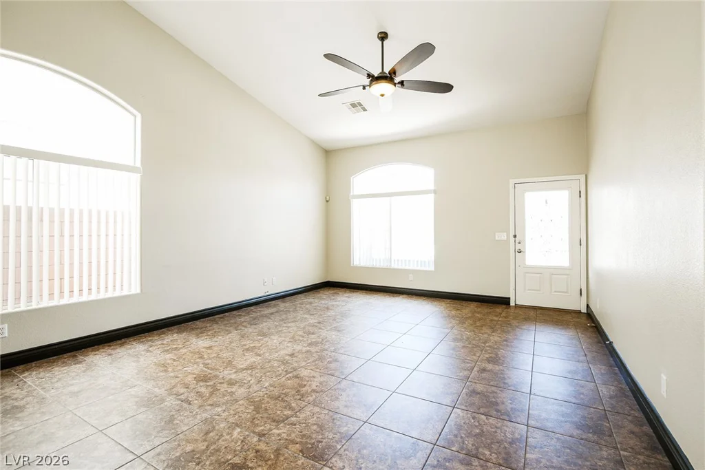 1667 Tangerine Rose, Las Vegas, NV 89142