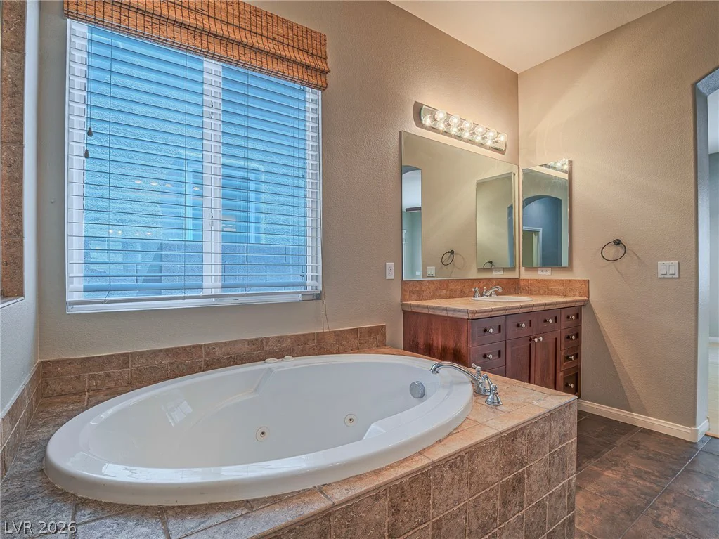 3009 Guillemot, North Las Vegas, NV 89084