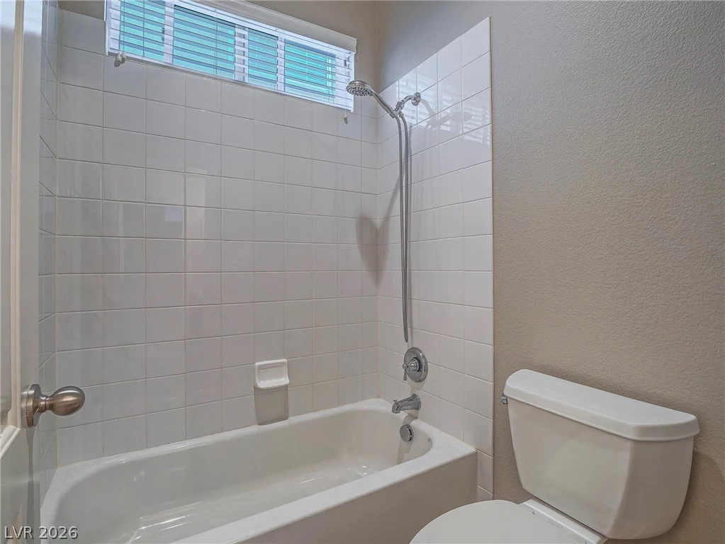 3009 Guillemot, North Las Vegas, NV 89084