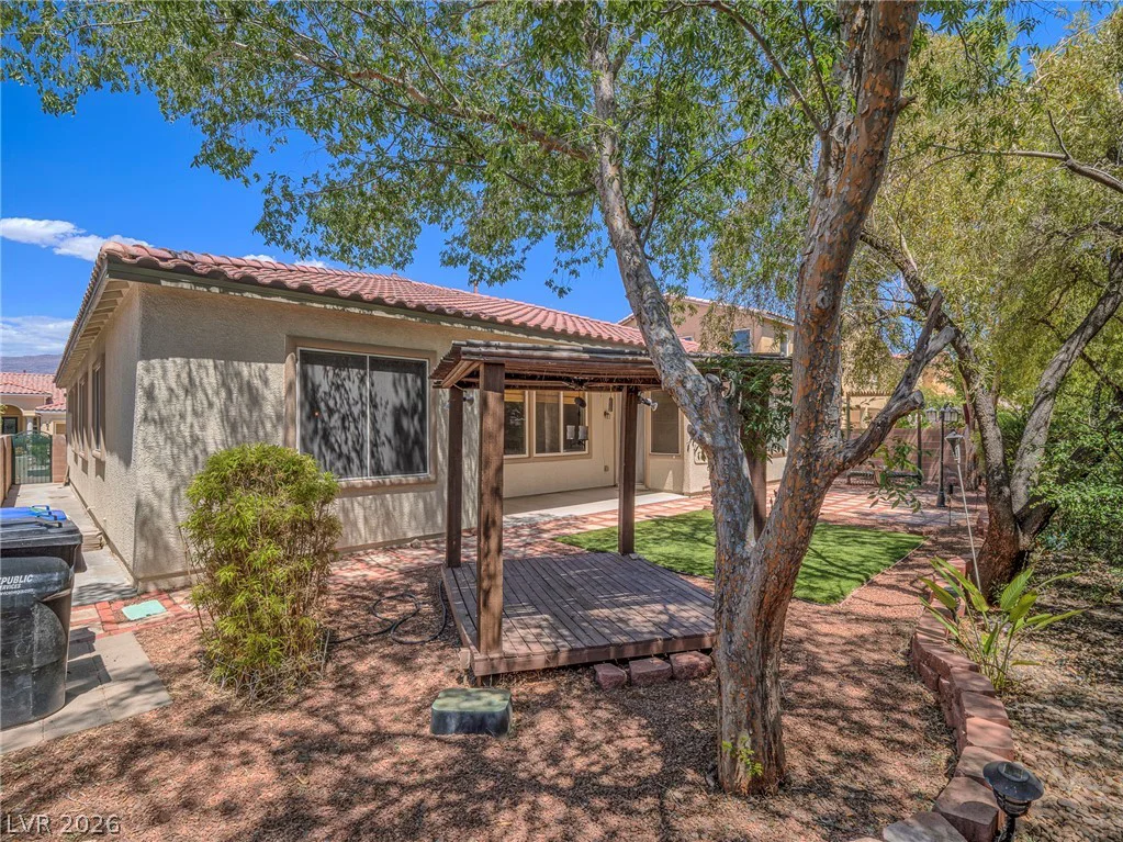 3009 Guillemot, North Las Vegas, NV 89084