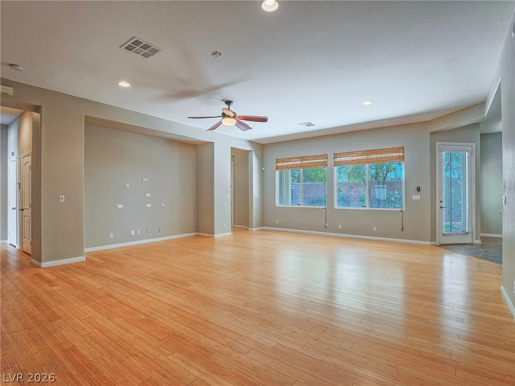 3009 Guillemot, North Las Vegas, NV 89084