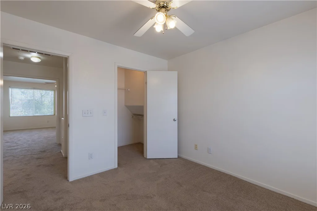 9882 Silver Chimes, Las Vegas, NV 89183