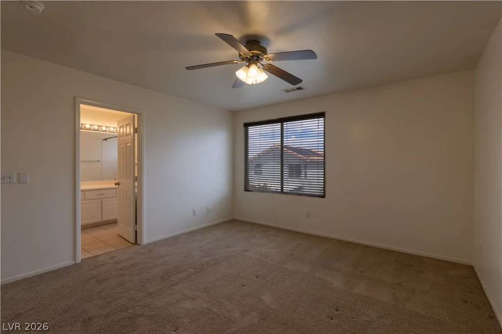9882 Silver Chimes, Las Vegas, NV 89183
