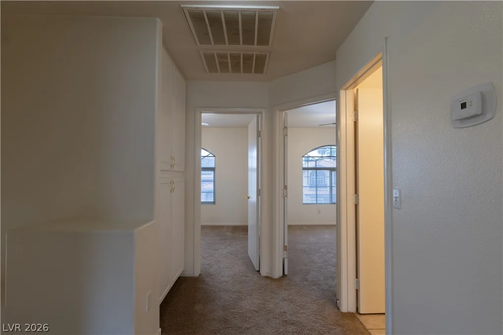 9882 Silver Chimes, Las Vegas, NV 89183
