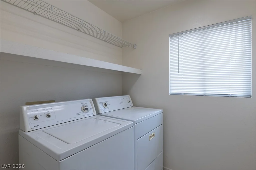 9882 Silver Chimes, Las Vegas, NV 89183