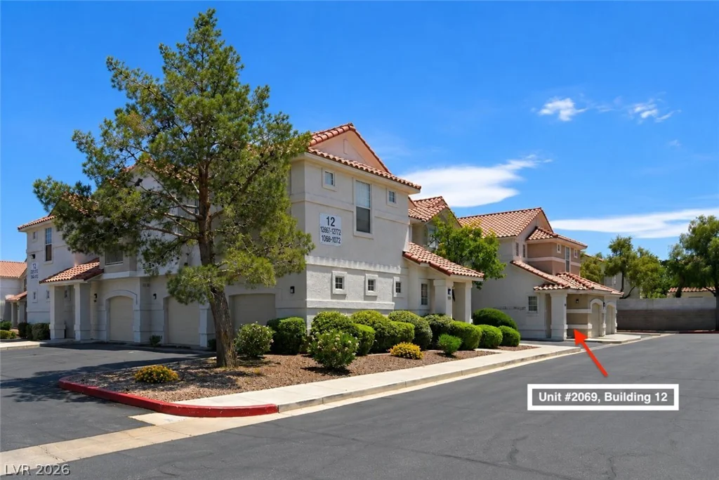 8555 Russell, Las Vegas, NV 89113