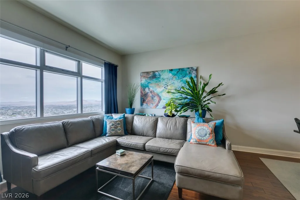 150 Las Vegas, Las Vegas, NV 89101