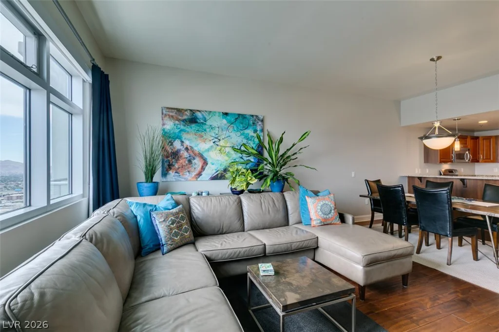 150 Las Vegas, Las Vegas, NV 89101