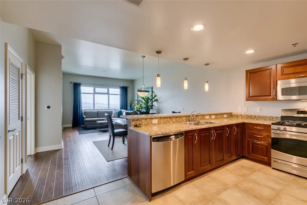 150 Las Vegas, Las Vegas, NV 89101