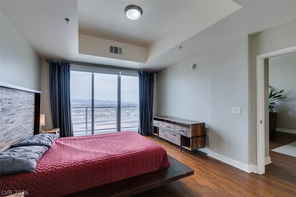 150 Las Vegas, Las Vegas, NV 89101