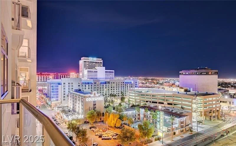 150 Las Vegas, Las Vegas, NV 89101
