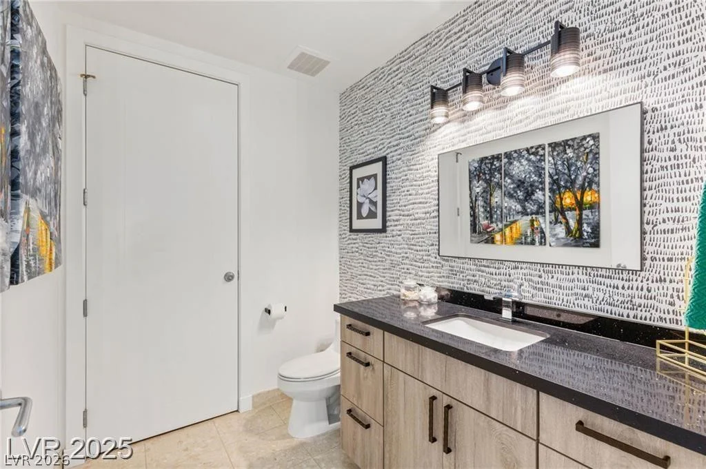 4525 Dean Martin, Las Vegas, NV 89103