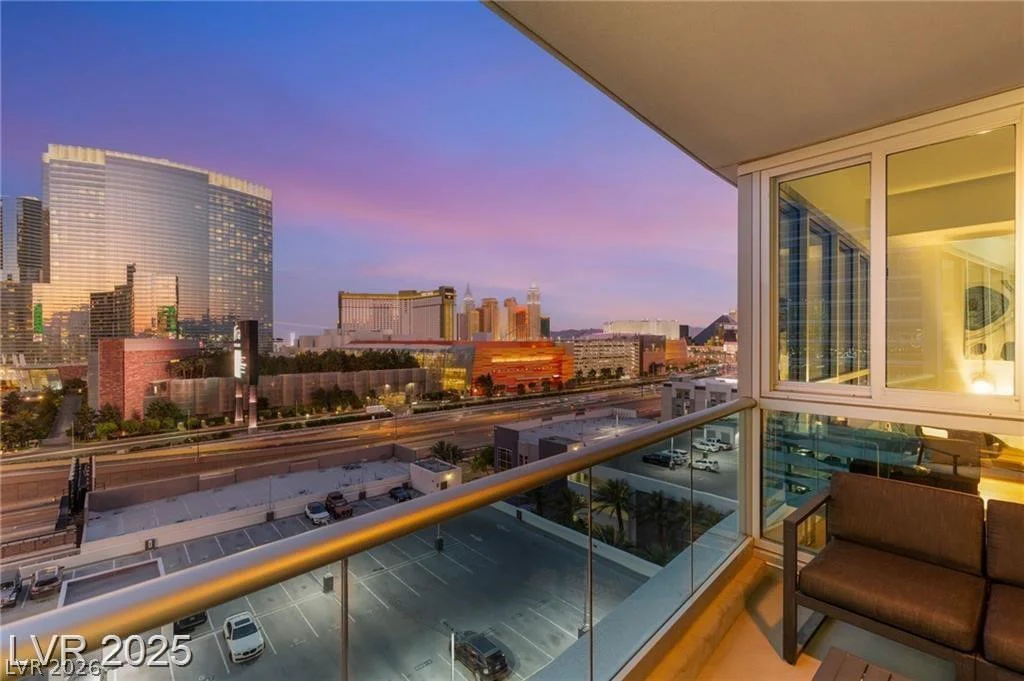 4525 Dean Martin, Las Vegas, NV 89103