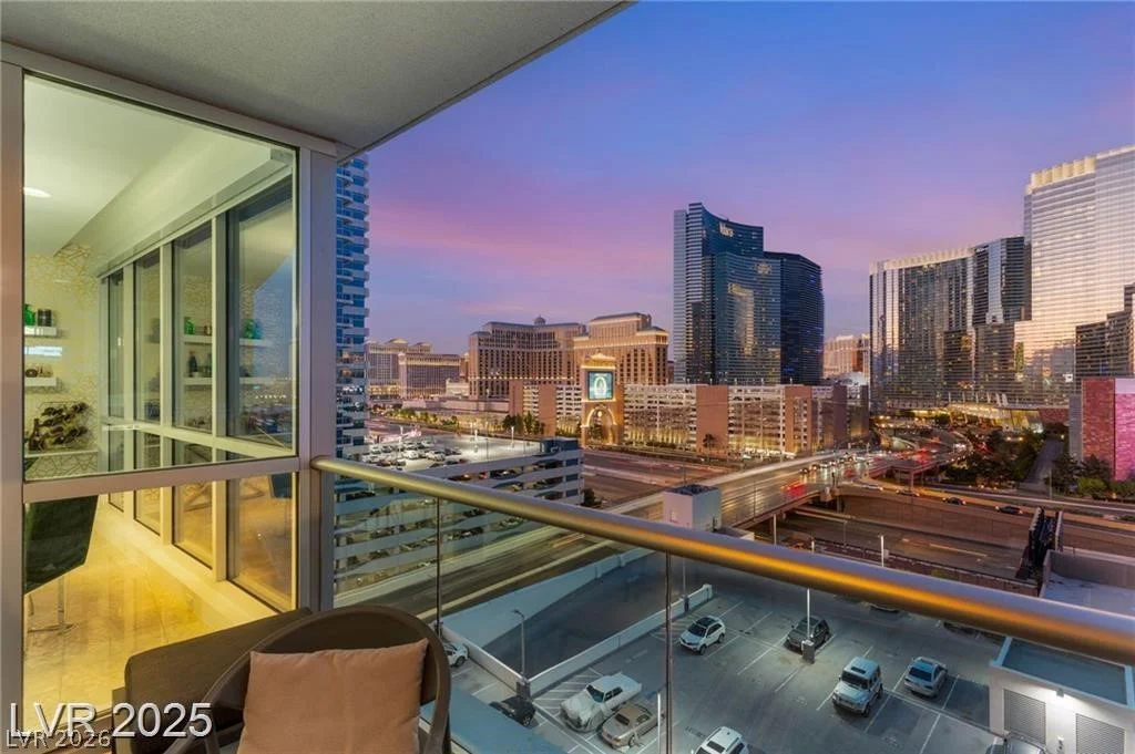 4525 Dean Martin, Las Vegas, NV 89103