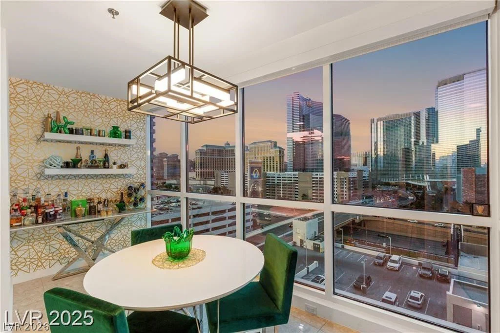 4525 Dean Martin, Las Vegas, NV 89103