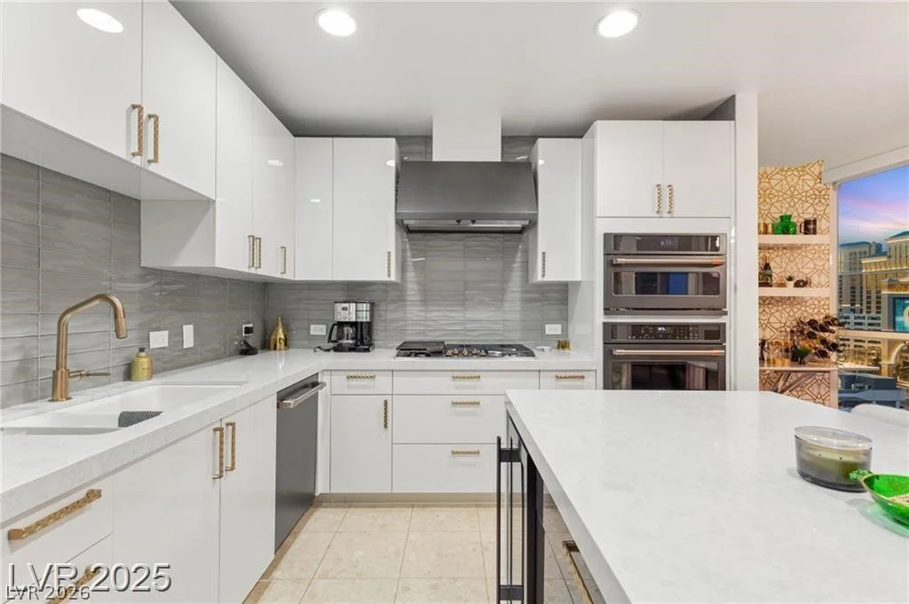 4525 Dean Martin, Las Vegas, NV 89103