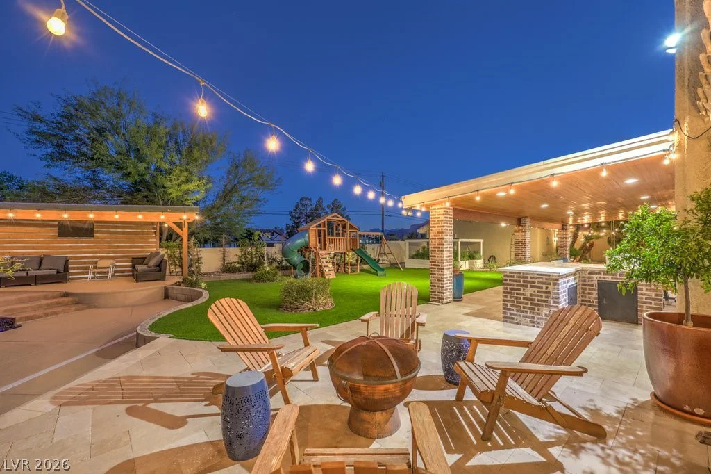 5215 RILEY, Las Vegas, NV 89149